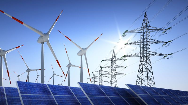 Stromleitungen, Windräder und Solarzellen